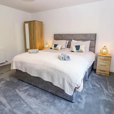 Dom wakacyjny Sycamore - 2 Bedrooms - Sleeps 4 *
