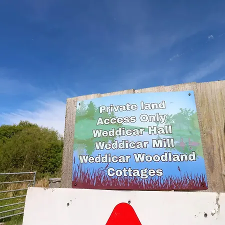 Sycamore - 2 Bedrooms - Sleeps 4