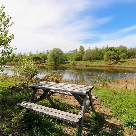 Sycamore - 2 Bedrooms - Sleeps 4 Frizington