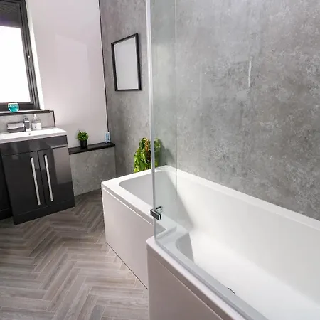 Sycamore - 2 Bedrooms - Sleeps 4